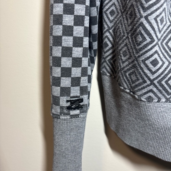 VTG Billabong Gray and Green Geometric Hoodie skater Y2K trippy - Picture 7 of 11